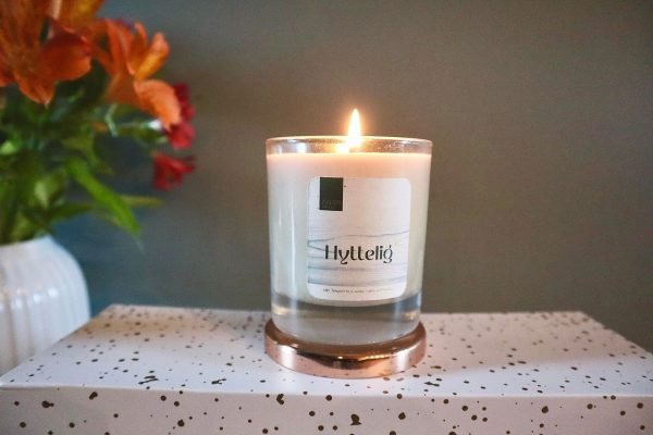 Hyttelig - Norwegian Winter Cabin Candle